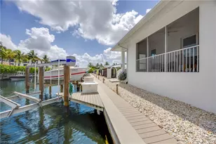 1395 Curlew Ave, Naples, FL 34102 - Photo 23