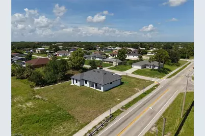 920 Rita Ave N, Lehigh Acres, FL 33971 - Photo 47