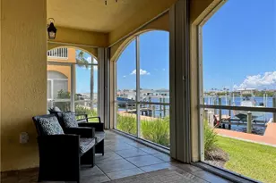 174 Shadroe Cove Cir, Cape Coral, FL 33991 - Photo 5