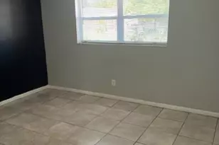 690 109th Ave N, Naples, FL 34108 - Photo 7