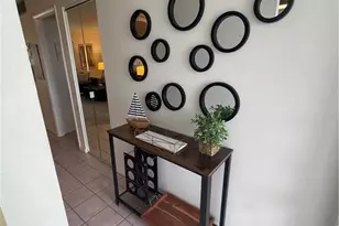 1900 Alamanda Dr, Naples, FL 34102 - Photo 11