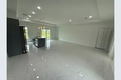 937 Grant Blvd, Lehigh Acres, FL 33974 - Photo 9