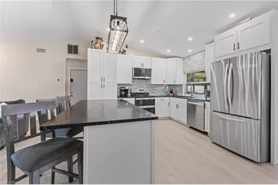 420 SE 10th Ave, Cape Coral, FL 33990 - Photo 11