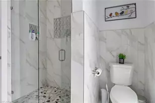 1086 21st St SW, Naples, FL 34117 - Photo 17