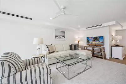 2318 Gulf Shore Blvd N #510, Naples, FL 34103 - Photo 7