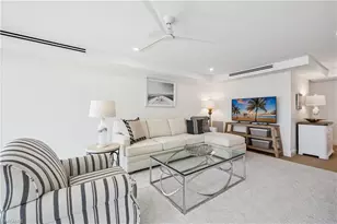 2318 Gulf Shore Blvd N, Naples, FL 34103 - Photo 7