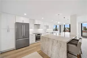 2318 Gulf Shore Blvd N, Naples, FL 34103 - Photo 9