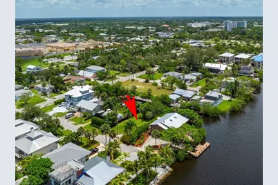 2977 Poplar St, Naples, FL 34112 - Photo 9