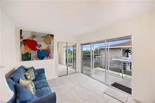 330 Kon Tiki Dr, Naples, FL 34113 - Photo 17