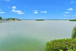 330 Kon Tiki Dr, Naples, FL 34113 - Photo 9