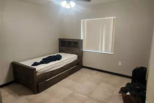 8284 Key Royal Cir, Naples, FL 34119 - Photo 7