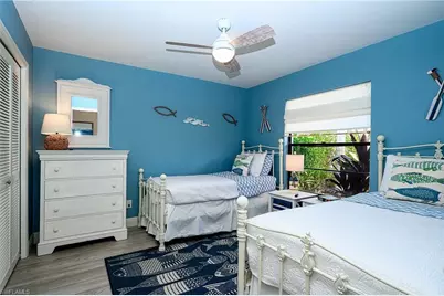 672 100th Ave, Naples, FL 34108 - Photo 19