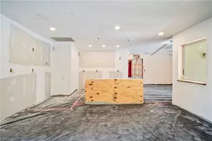 158 Palmetto Dunes Cir, Naples, FL 34113 - Photo 29