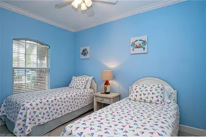 575 101st Ave N, Naples, FL 34108 - Photo 15