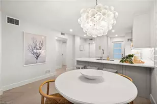 1300 Gulf Shore Blvd N, Naples, FL 34102 - Photo 11