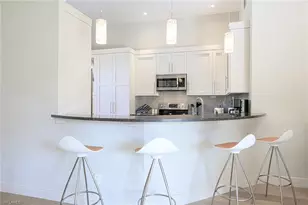 589 Beachwalk Cir, Naples, FL 34108 - Photo 9