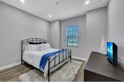 28101 Foxrock Ct, Bonita Springs, FL 34135 - Photo 17