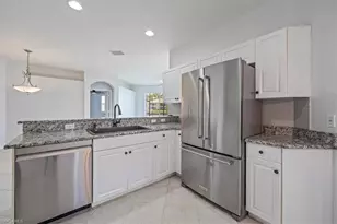 6235 Wilshire Pines Cir, Naples, FL 34109 - Photo 9