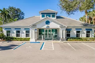 6235 Wilshire Pines Cir, Naples, FL 34109 - Photo 29