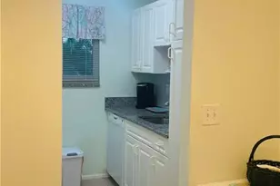 766 Central Ave, Naples, FL 34102 - Photo 15