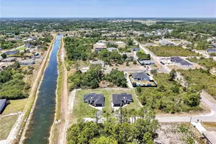 2811 Cerito Ave N, Lehigh Acres, FL 33971 - Photo 35