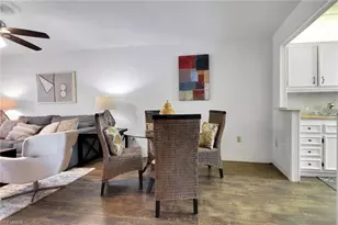 1021 3rd St S, Naples, FL 34102 - Photo 9