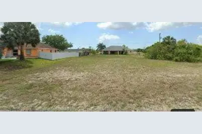 2126 NE 15th Pl, Cape Coral, FL 33909 - Photo 1