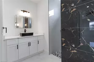 4007 19th St SW, Lehigh Acres, FL 33976 - Photo 21