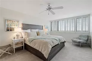 5601 Turtle Bay Dr, Naples, FL 34108 - Photo 11