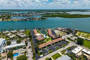 850 Palm St, Marco Island, FL 34145 - Photo 27