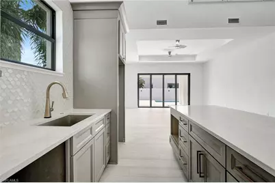 596 97th Ave N, Naples, FL 34108 - Photo 9