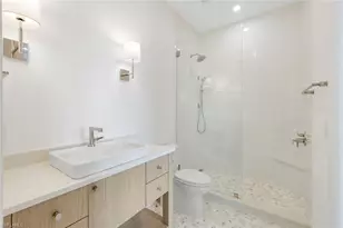 960 Iris Ct, Marco Island, FL 34145 - Photo 29