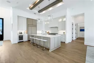 960 Iris Ct, Marco Island, FL 34145 - Photo 9