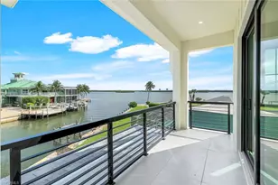 960 Iris Ct, Marco Island, FL 34145 - Photo 21