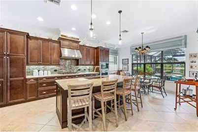 12348 Wisteria Dr, Naples, FL 34120 - Photo 11