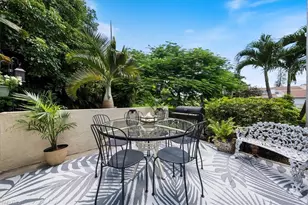 526 Bristle Cone Ln, Naples, FL 34113 - Photo 19