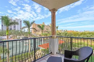 8720 Bay Colony Dr, Naples, FL 34108 - Photo 17