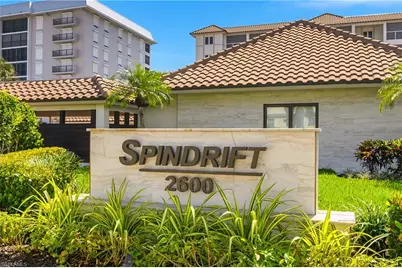 2600 Gulf Shore Blvd N #52, Naples, FL 34103 - Photo 5