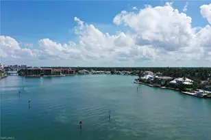2400 Gulf Shore Blvd N, Naples, FL 34103 - Photo 31