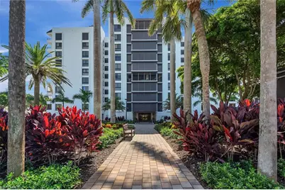 2400 Gulf Shore Blvd N #502, Naples, FL 34103 - Photo 3