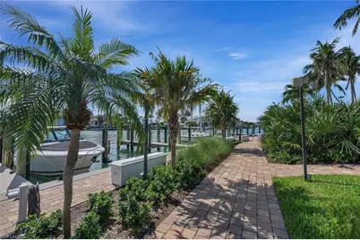 2400 Gulf Shore Blvd N #502, Naples, FL 34103 - Photo 33