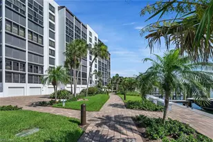 2400 Gulf Shore Blvd N, Naples, FL 34103 - Photo 35