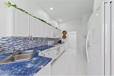 28448 Highgate Dr, Bonita Springs, FL 34135 - Photo 15