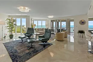 8111 Bay Colony Dr, Naples, FL 34108 - Photo 9