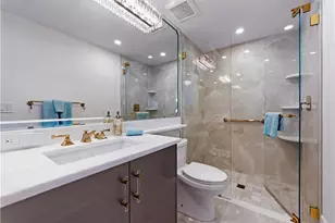 8111 Bay Colony Dr, Naples, FL 34108 - Photo 21