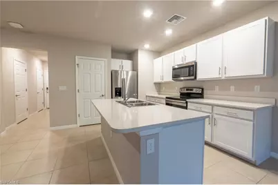 15091 Wildflower Cir, Naples, FL 34119 - Photo 3