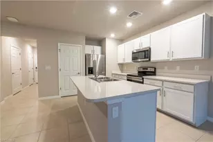 15091 Wildflower Cir, Naples, FL 34119 - Photo 3