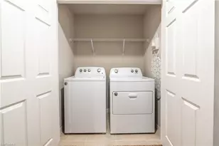 15091 Wildflower Cir, Naples, FL 34119 - Photo 9