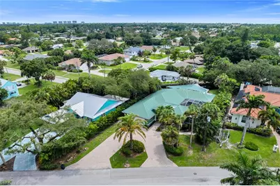 27307 Tennessee St, Bonita Springs, FL 34135 - Photo 11