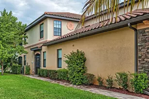 9115 Napoli Ct, Naples, FL 34113 - Photo 3